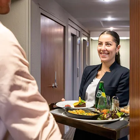 Hotel Novotel Centre 4*