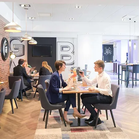 Hotel Novotel Centre 4*