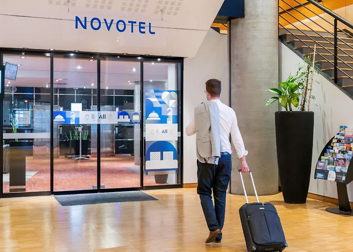 Novotel Centre 4* גרנובל