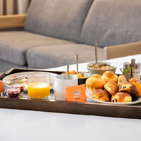 Hotel Novotel Centre 4*