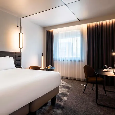 Hotel Novotel Centre 4*
