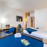 Hotel Novotel Centre 4*