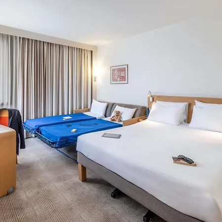 Novotel Centre 4*