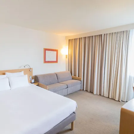Novotel Centre